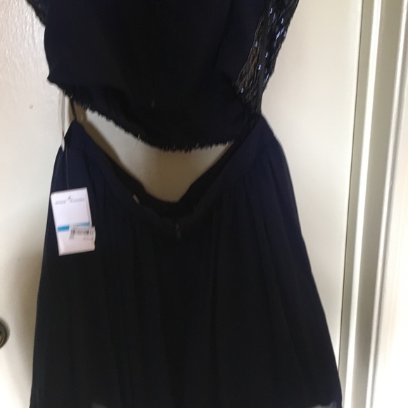 B Darlin Dress - Picture 4 of 7